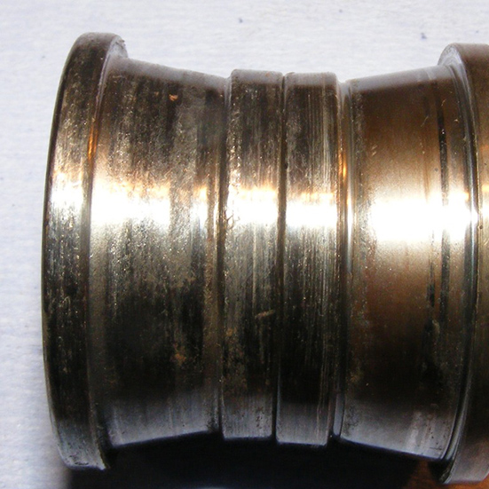 Smearing on the inner races of a duplex tapered roller